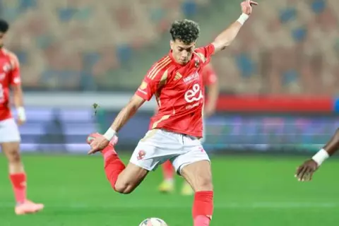 "يلا كورة" يكشف.. حقيقة تكليف وليد صلاح بتجديد عقد إمام عاشور في الأهلي